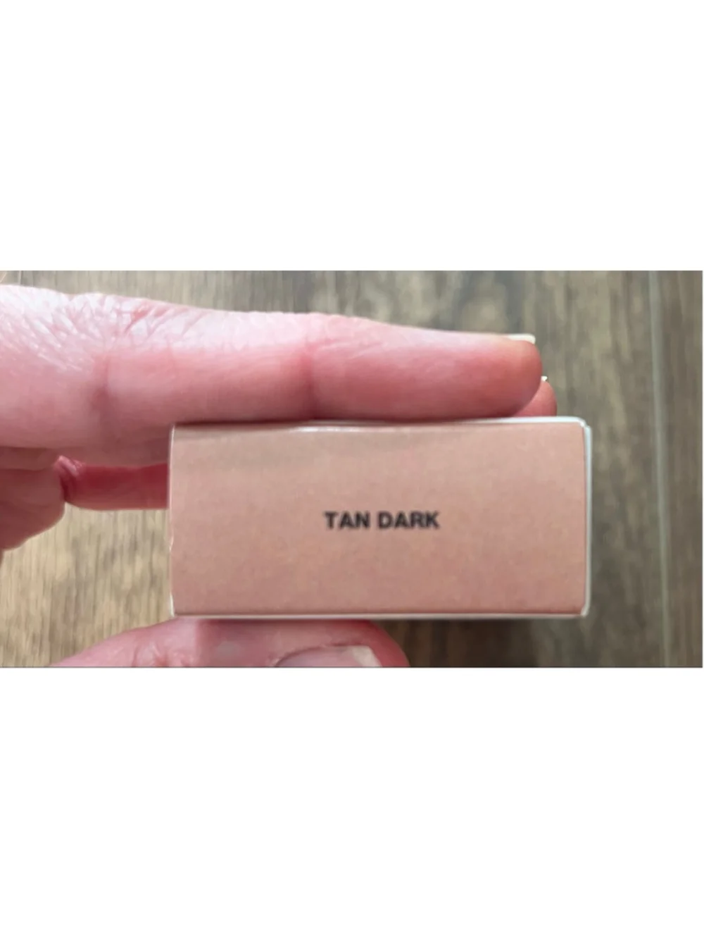 Smashbox Halo NIB tinted moisturizer with SPF in tan dark